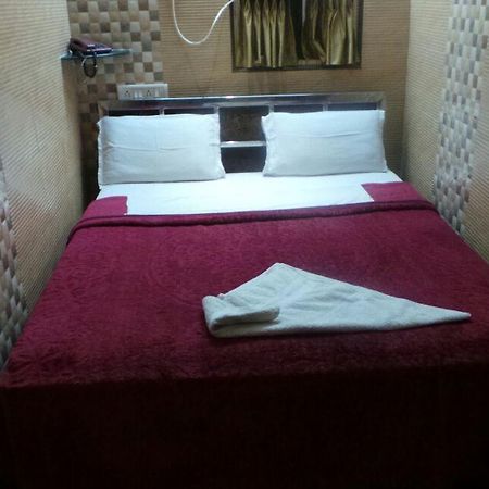 Hotel Shadab Palace Mumbai Dış mekan fotoğraf