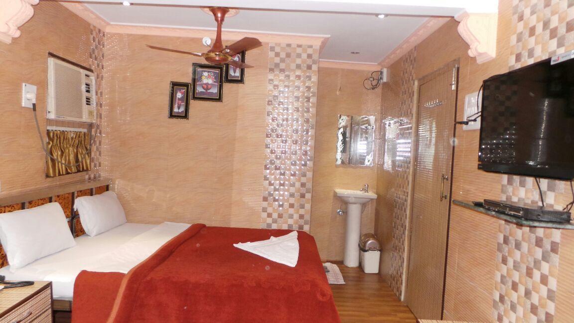 Hotel Shadab Palace Mumbai Dış mekan fotoğraf