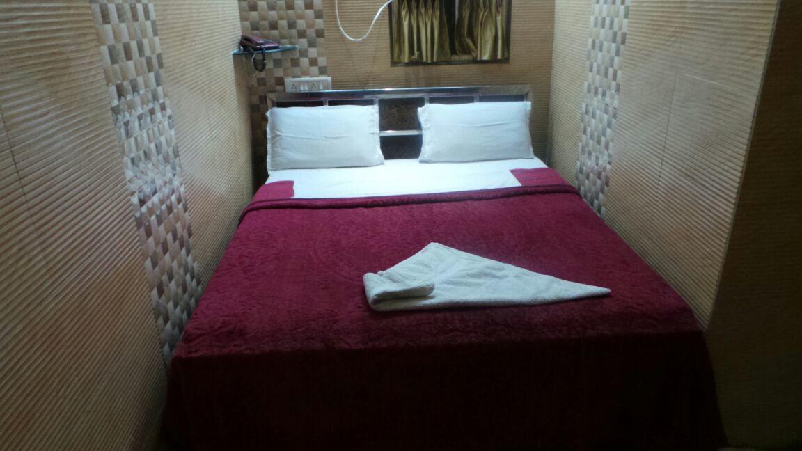 Hotel Shadab Palace Mumbai Dış mekan fotoğraf
